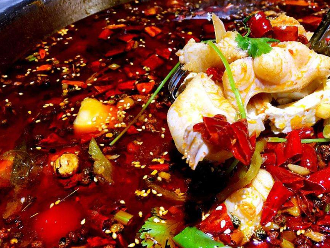 原创猪年新气象南充这家店频频被爆料被一群食客盯上了