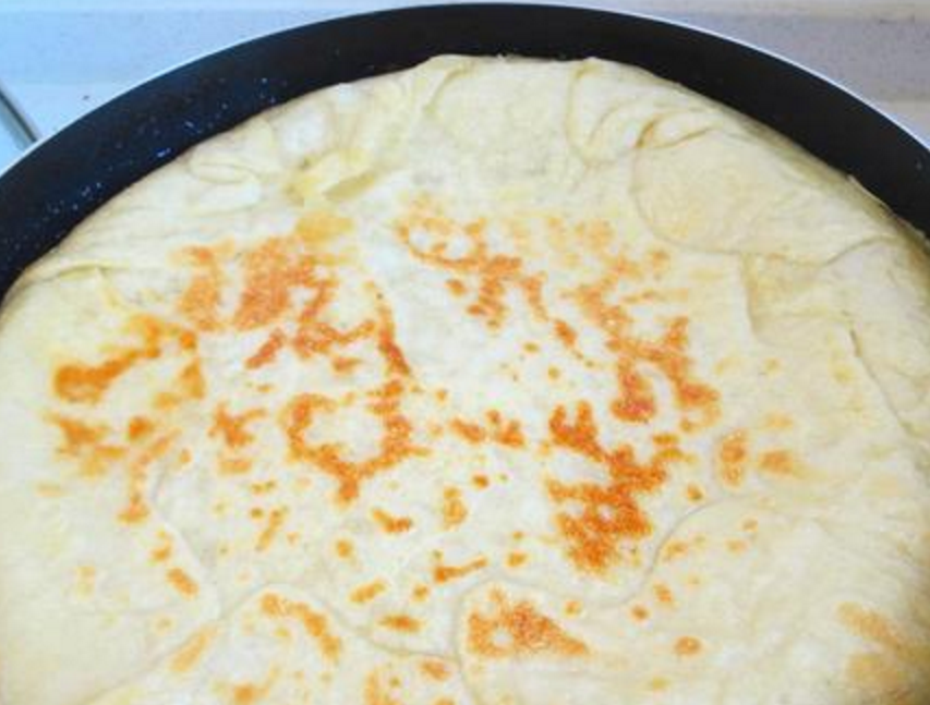 原创发面饼好不好吃关键在于这一步蛋糕店老板都自愧不如