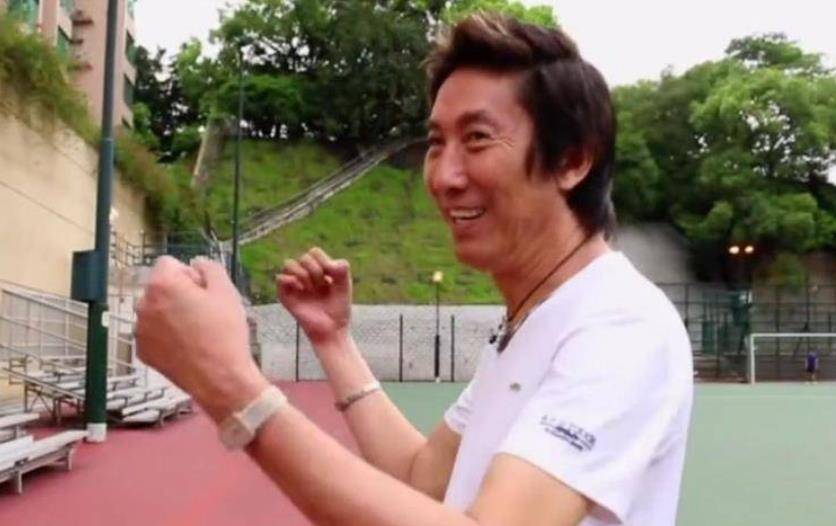听到儿子的话,洪汉义的父亲在心里默默想到:"或许这就是命运的安排,这