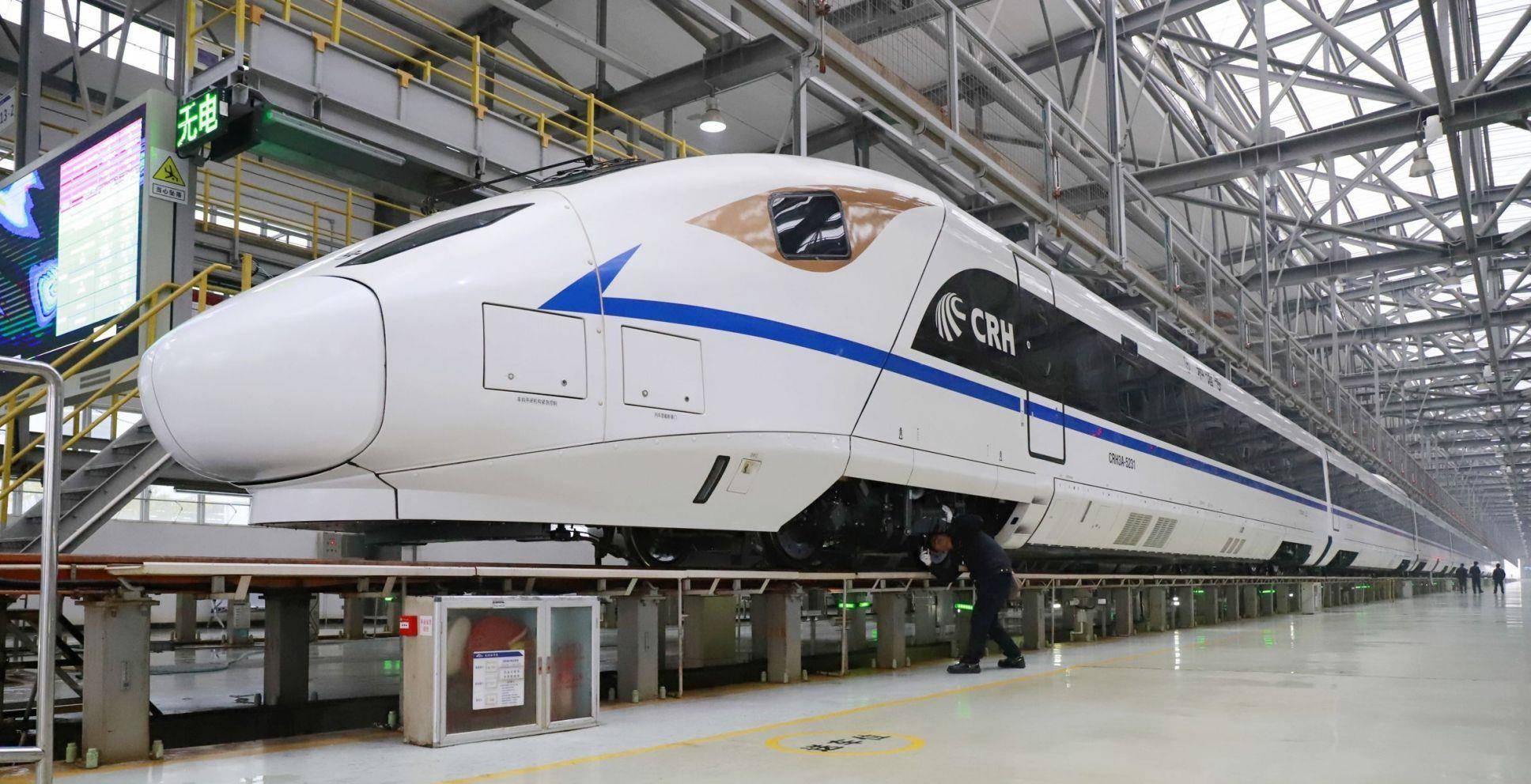 四川通车一新铁路,誉为国内第一旅游高铁,途经500个景点_经济_成贵