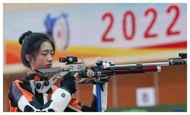女子气步枪黄雨婷与盛李豪携手冲击奥运金牌