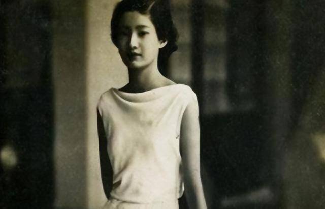 越南末代皇后:国王对她承诺一夫一妻,生5子后身材发胖遭抛弃_友兰_阮