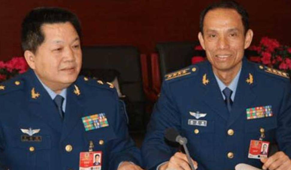已经回到大陆14年的黄植诚,由于杰出功绩,被晋升为空军少将
