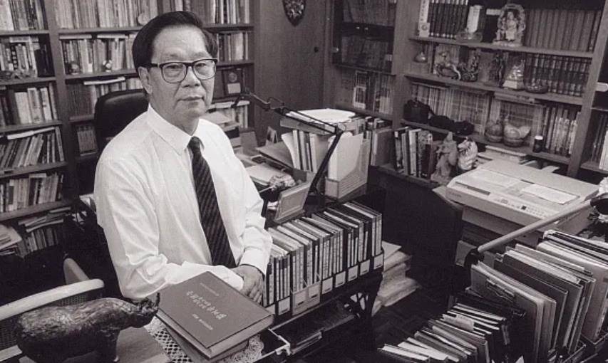 原创1977年柏杨出狱妻离子散一无所有小19岁张香华我就嫁老丑穷