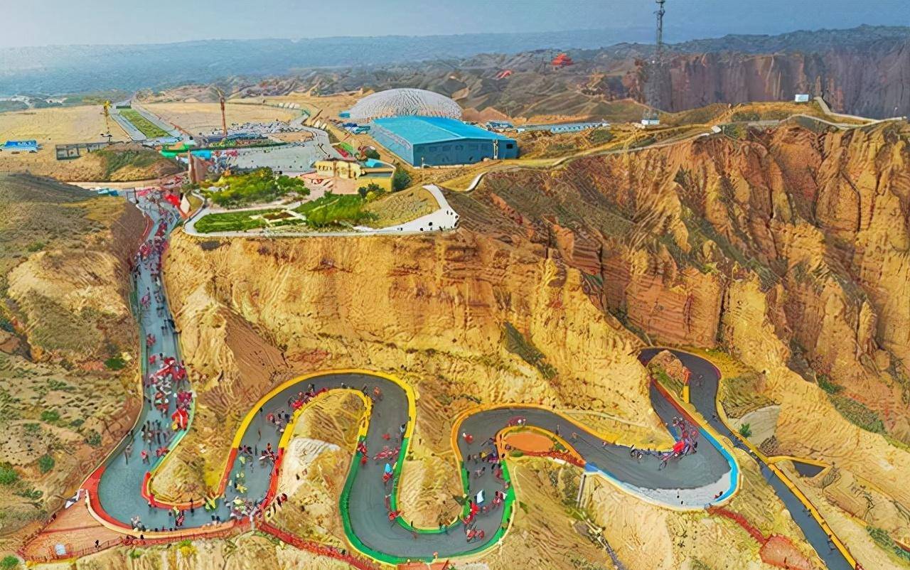 2021年,甘肃马拉松事故中,救6名选手的牧羊人称:希望恢复生活_朱可