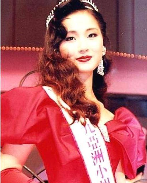 原创不老女神万绮雯近照曝光如今53岁逆生长网友还是那么美
