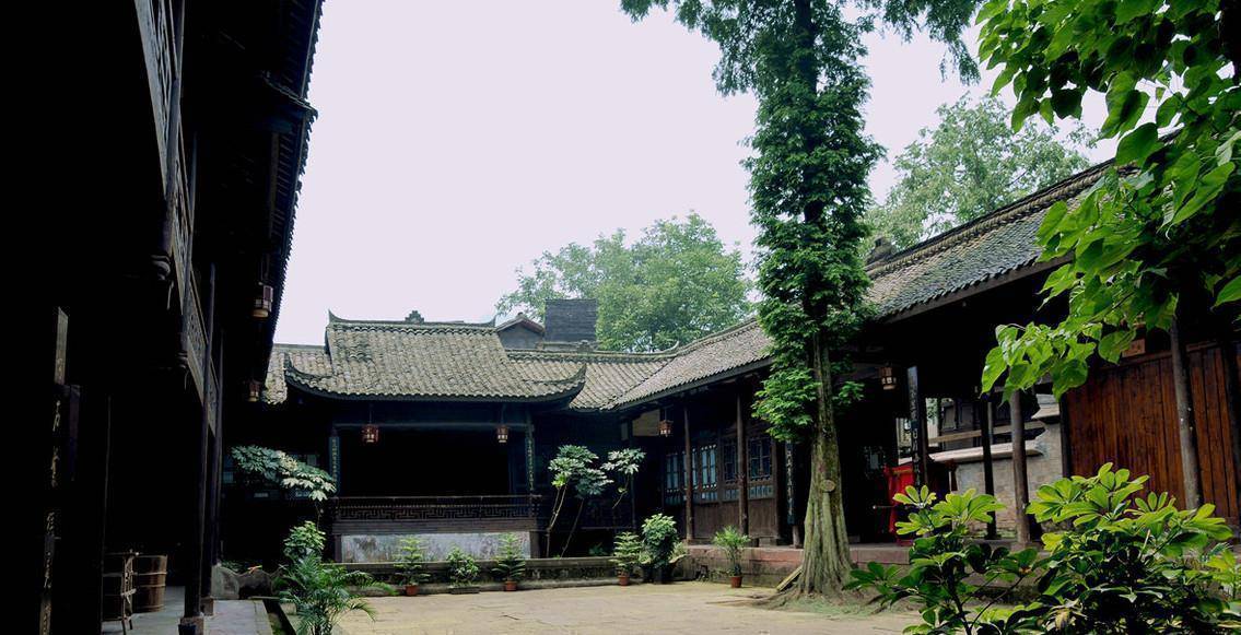 附近有座古镇,景色可媲美周庄,同里,门票更是免费_柳江_镇内_曾家大院