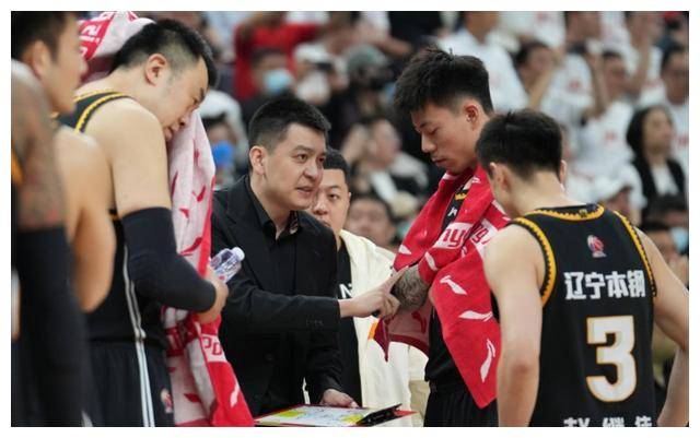 辽宁队加时险胜山西最终取得六分胜利杨鸣惊险胜出