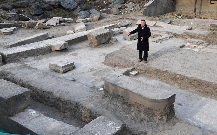 实拍圆明园考古发掘现场出土文物五万件图6是最为激动的发现