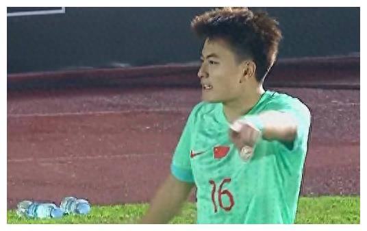 中国1比1印尼评分两将出色三人不尽人意后卫线难解困局