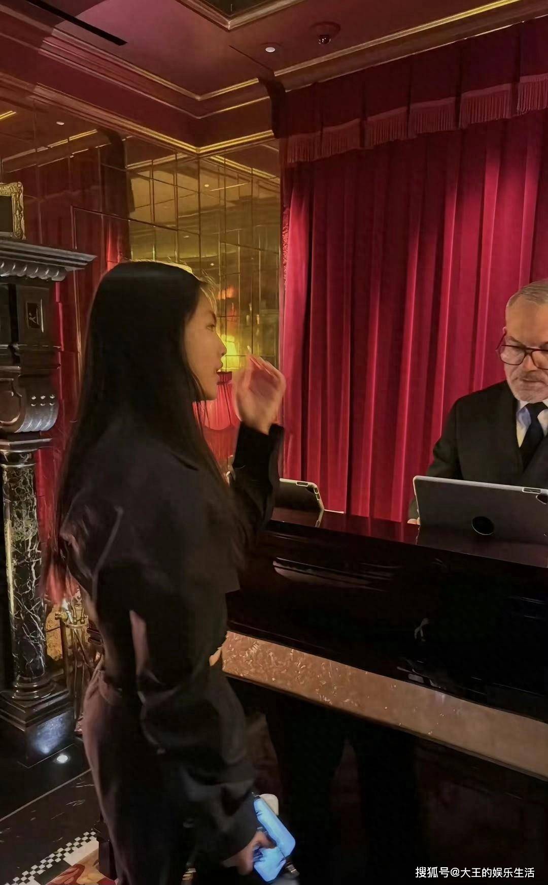 原创李湘又上热搜不顾时差飞往伦敦看王诗龄鱼子酱晚餐引发热议