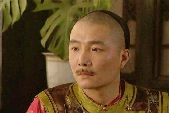 原创雍正派太医给太后看病雍正刚走太后赶紧把药倒掉