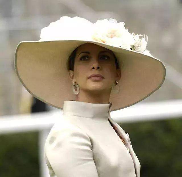 原创迪拜王妃哈雅公主风光不再携26个亿和孩子逃到英国现在如何