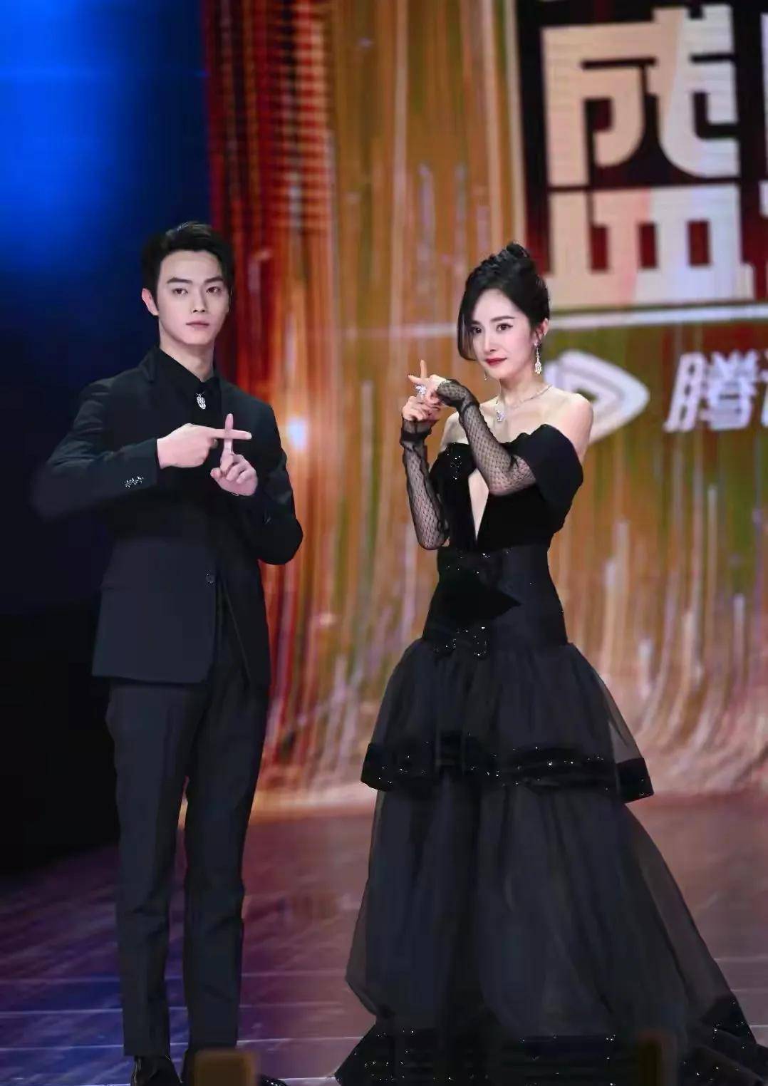 85后小花盛典较量刘亦菲白百合胖到不敢认杨幂热巴成最大赢家美呆了