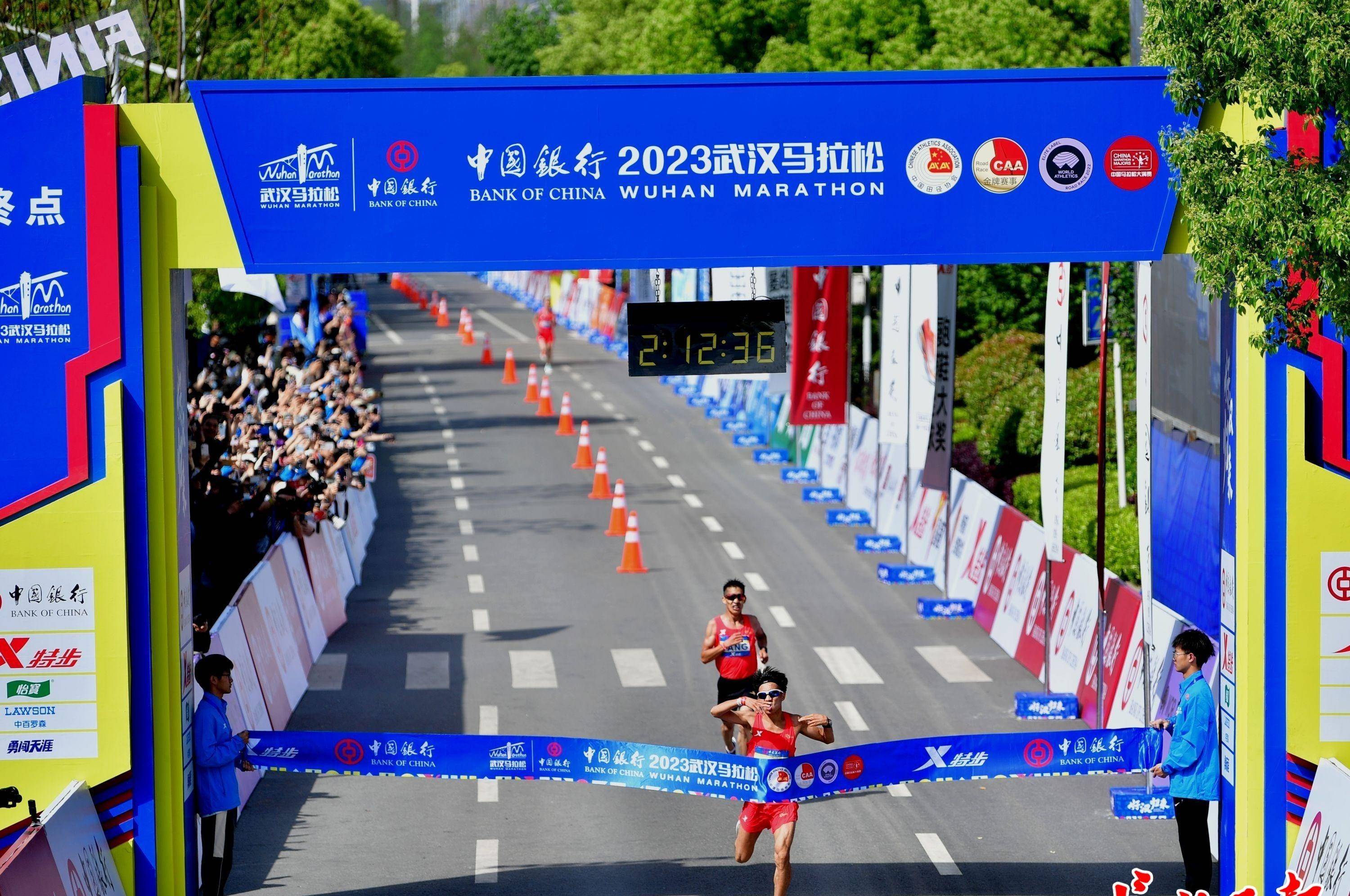 原创群雄逐鹿2024汉马冠军花落谁家