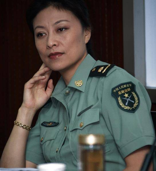 原创曾是当红影后被丈夫遗弃后身患病症被张嘉译捧红