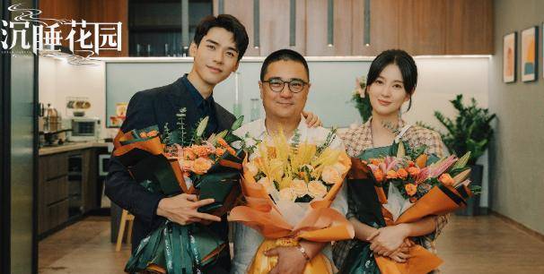 乔欣龚俊浴缸花絮喊卡后两人还在玩泡沫这是不花钱能看的吗