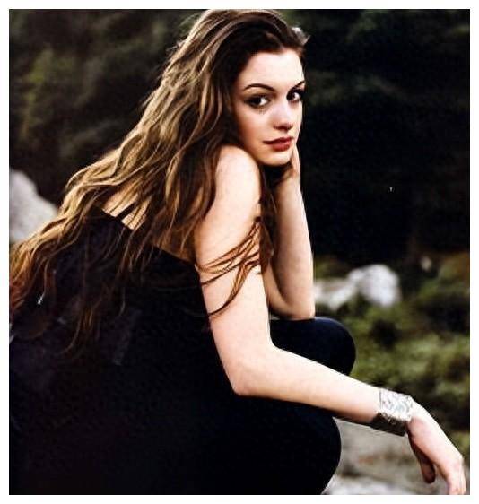 安妮海瑟薇挑战传统成为好莱坞明星