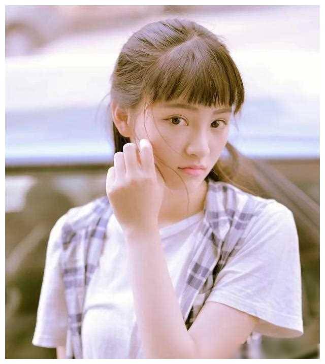 武大校花的神秘面纱先长相思后烈焰