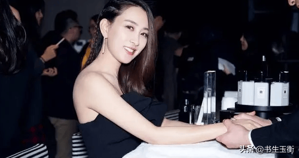 网友_李小璐_事情