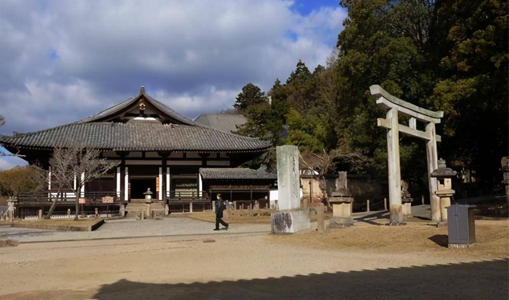 靖国神社里的秘密5年前这位中国人在里面拍到了什么