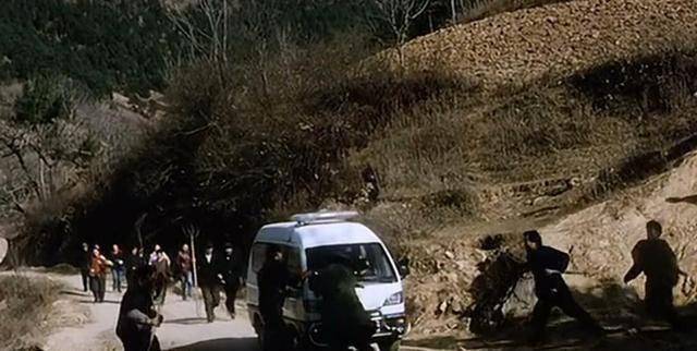 原创原创盲山的震撼女大学生被卖进了深山最终忍无可忍拿起了屠刀