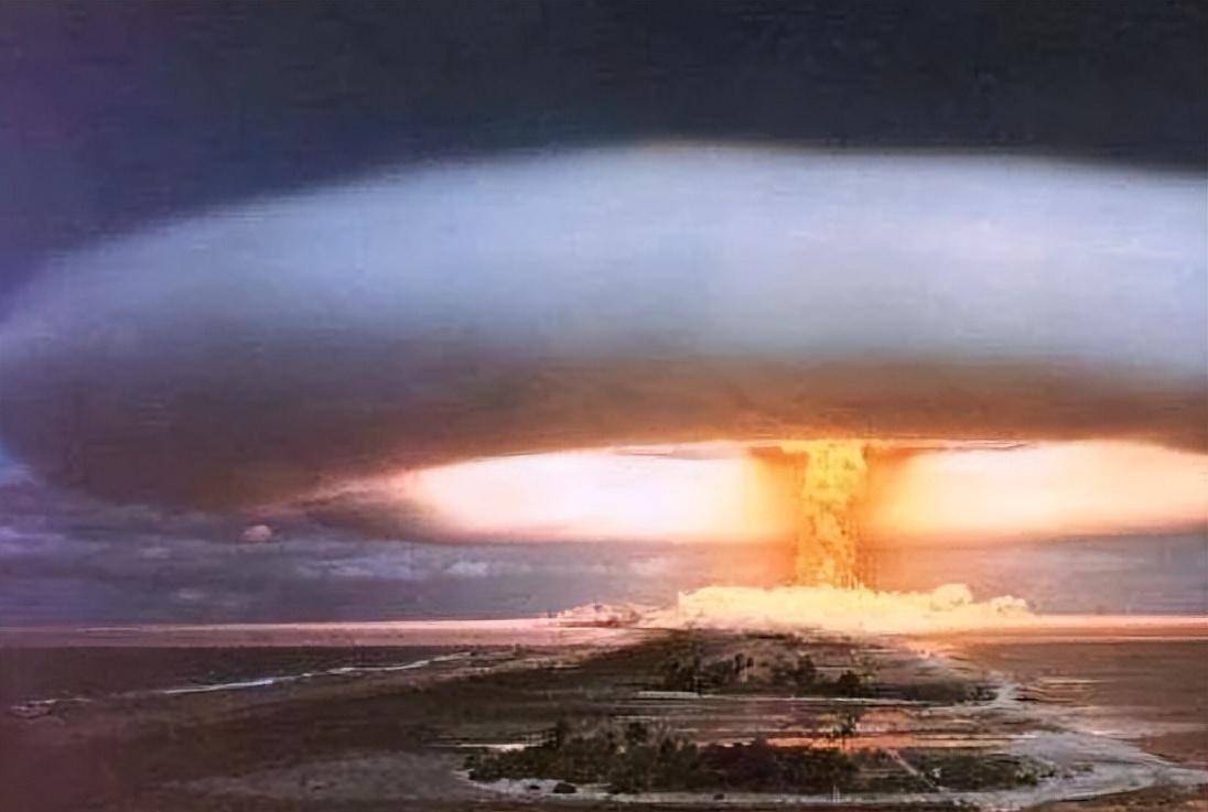 原创中国首颗氢弹成功试爆后为何法国总统勃然大怒少花6年时间