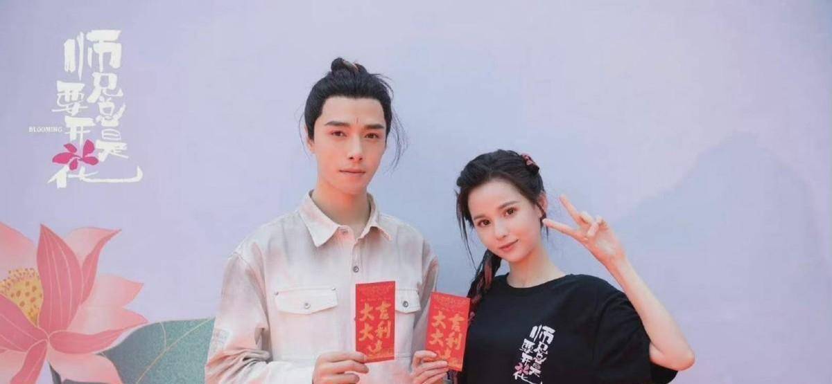 原创原创师兄总是要开花杀青方逸伦黄日莹主演又一部高颜值古偶剧