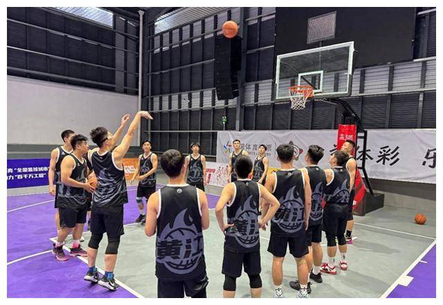原创东莞篮球联赛势在必行黄江队全力备战火热比赛等你来