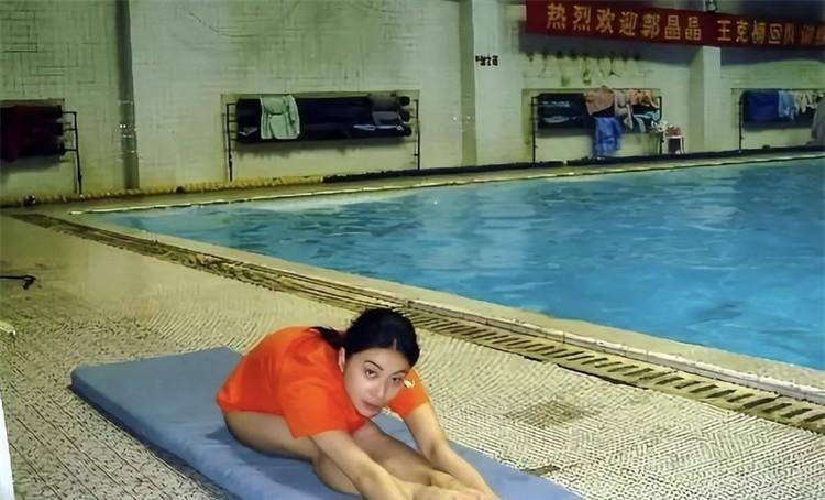 原创深扒郭晶晶幕后原来霍震霆没有撒谎她给霍家的助力不简单