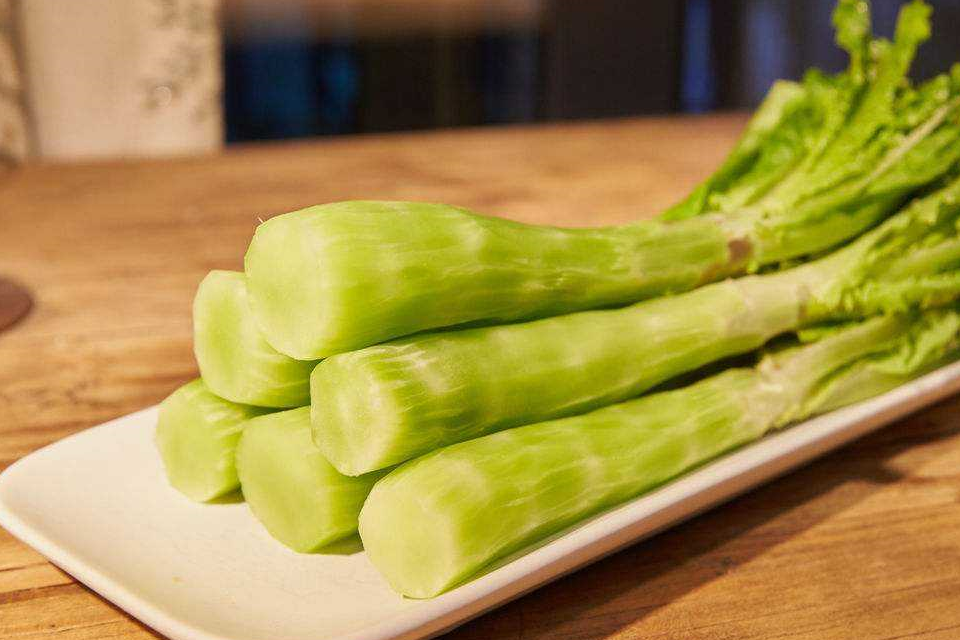 进行_大蒜_莴笋