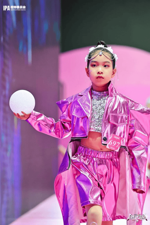 牵手模力偶像全明星守护官沈欣怡