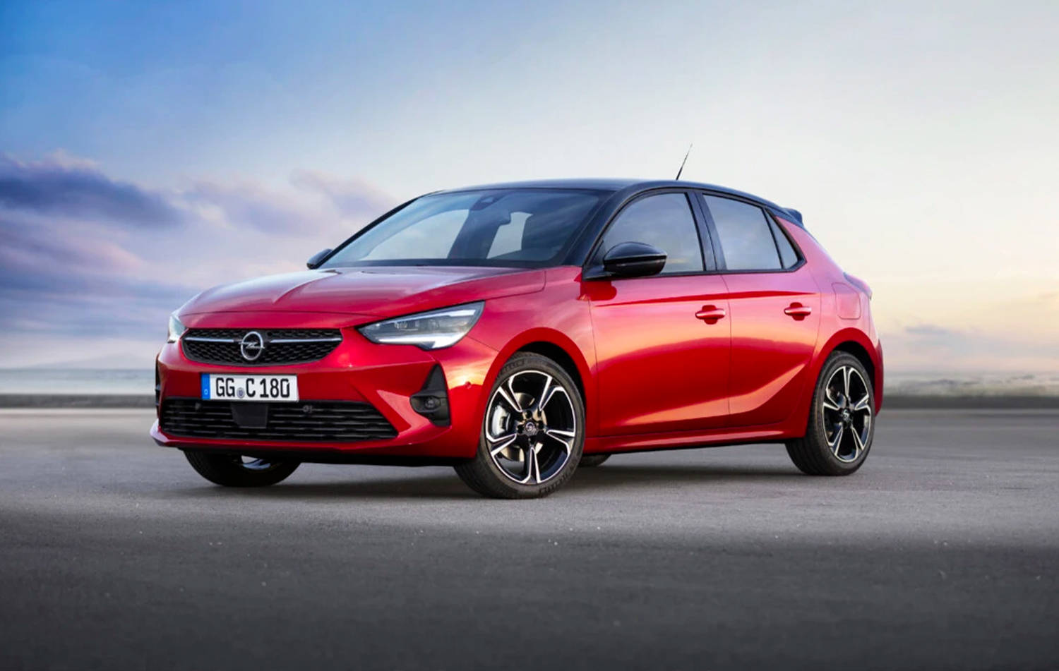 欧宝发布新款corsa掀背小车 换装"墨镜"帅气前脸_搜狐汽车_搜狐网