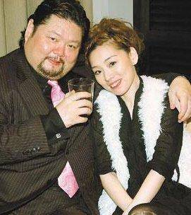 红片酬翻10倍,却醉酒身亡,美貌妻子改嫁老外生活滋润_电影_荣祥_演技