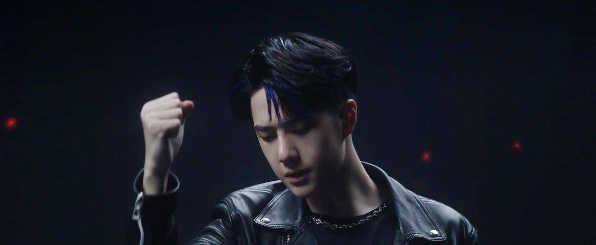 王一博s11总决赛特别舞台,酷盖出击必有惊喜,推特瞬间被圈粉