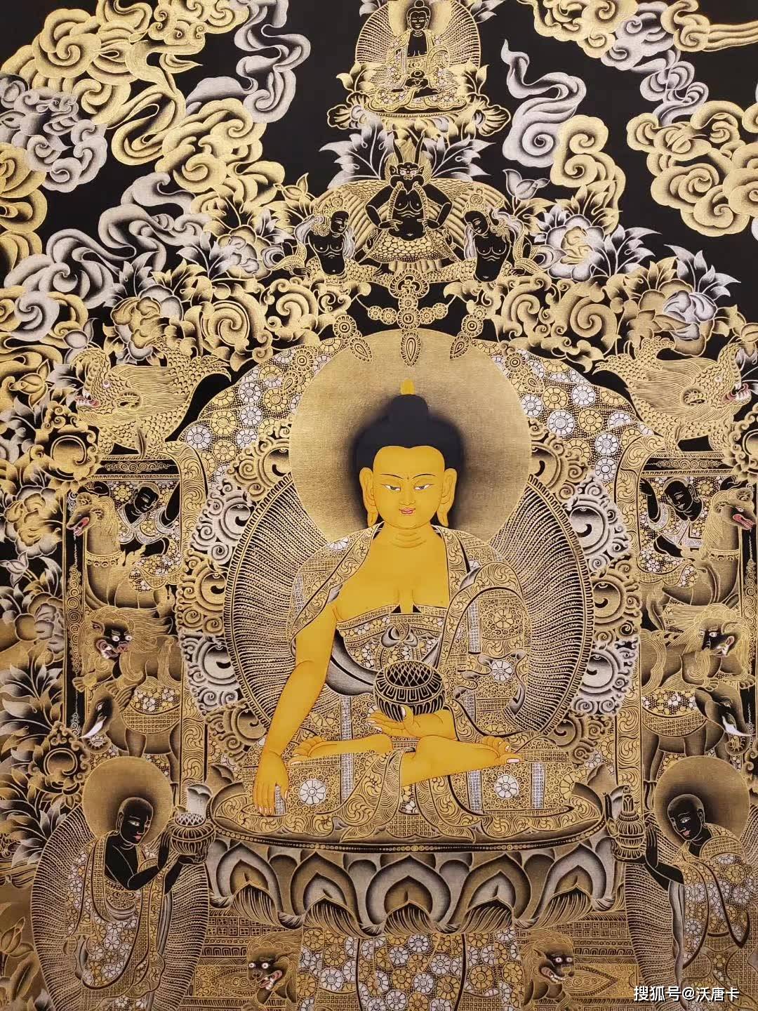 接下来请朋友们欣赏一组沃唐卡编号为155-713337的释迦牟尼佛唐卡:这