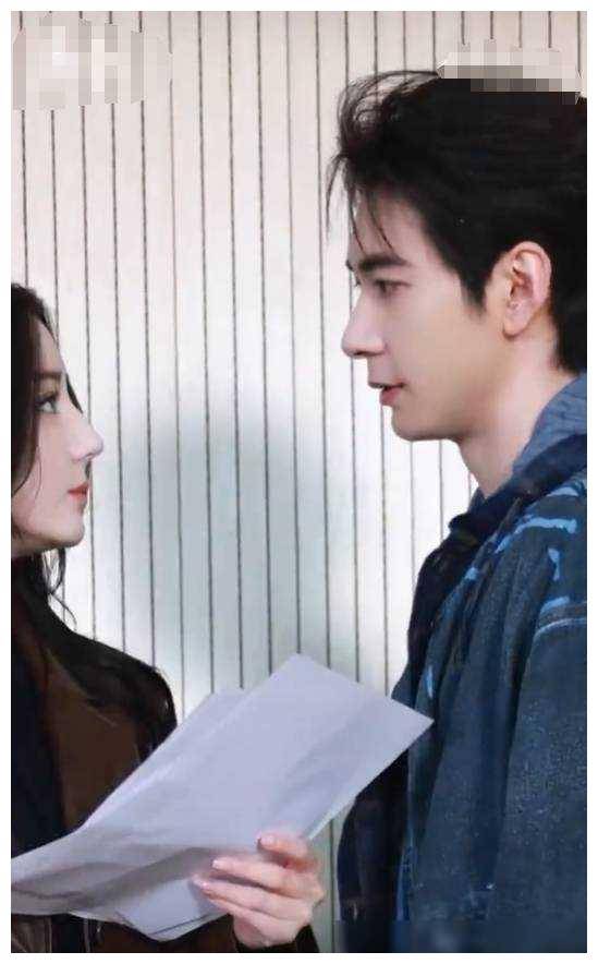 迪丽热巴陈星旭浓颜出演枭起青壤正式开机