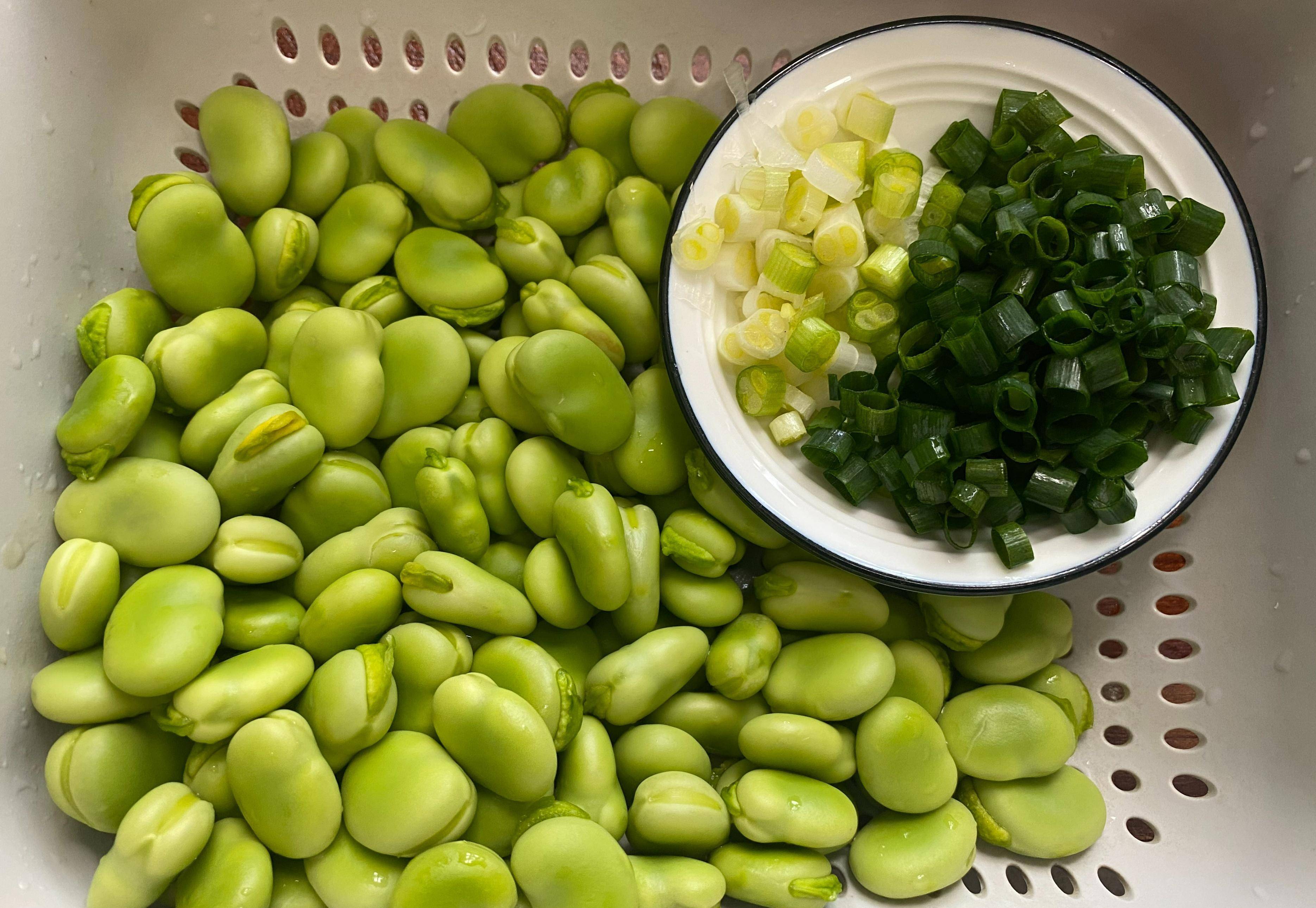 "春吃豆,胜吃肉",3月这豆正上市,一祛湿,二养胃,三减脂_蚕豆_食材