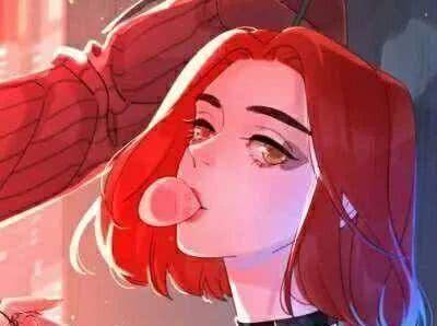 简介:一觉醒来,她看着镜子里的自己,爆炸头血腥文身脸化得像鬼,多看