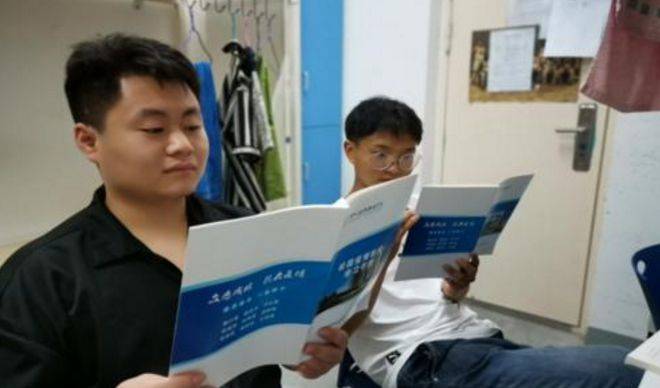 "5个本科学历等于0",专科男生晒学历,却被告知努力方向错了