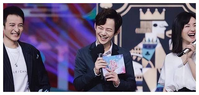 何炅潜藏的人设高情商转型探讨娱乐圈争议