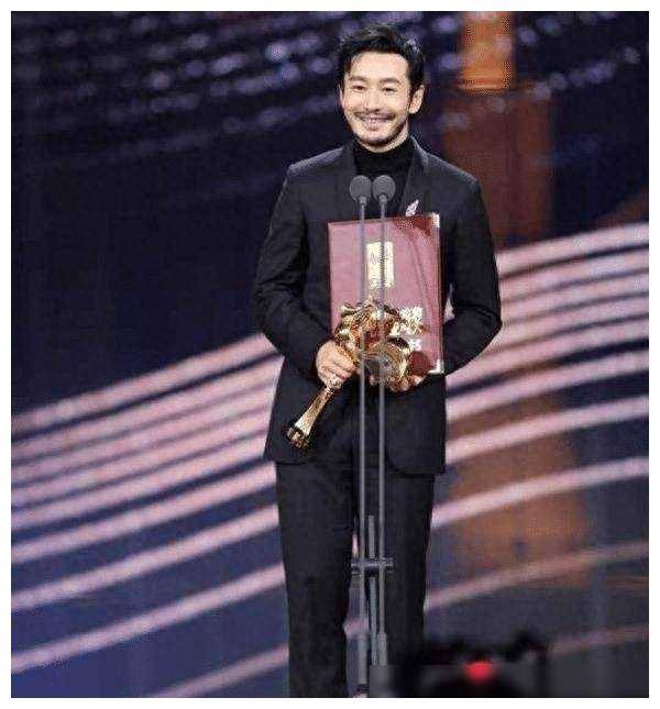 原创黄晓明拍戏减掉30斤采访透漏心脏曾不适网友点赞敬业精神