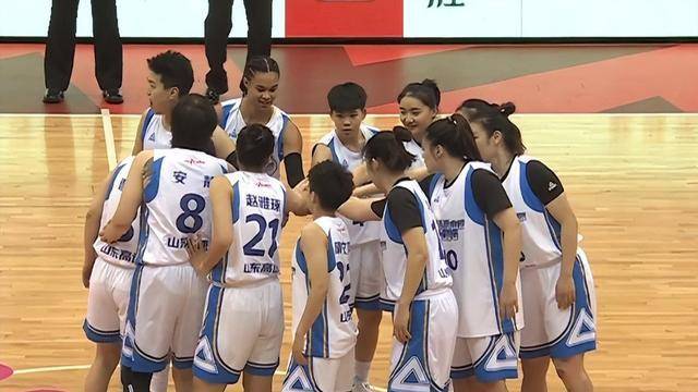 山东女篮以6058险胜新疆四巨头合力攻破李光琦领军晋级半决赛