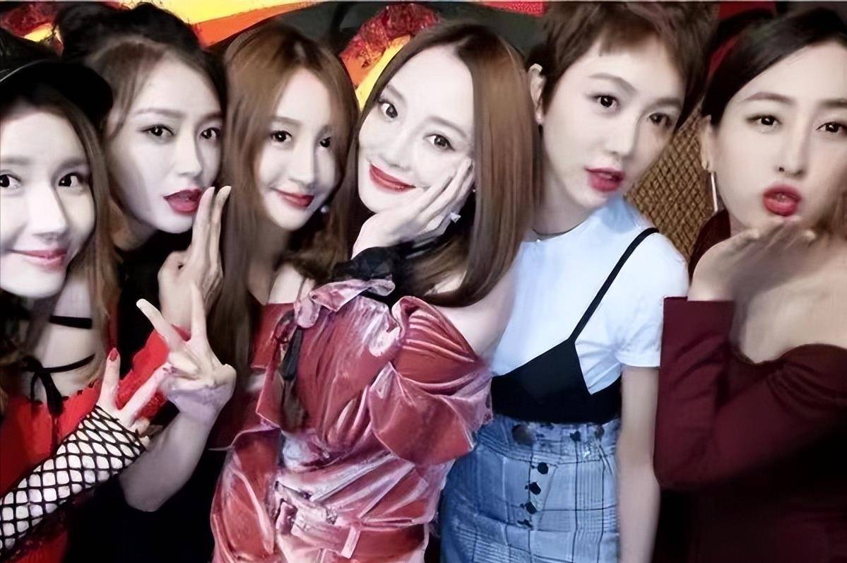 原创马苏从当红女星火到没朋友如今的她能否卷土重来