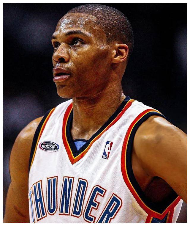 原创威斯布鲁克不可阻挡的钢铁力量引领时尚潮流