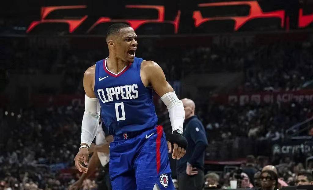 威少轰14 7尽力,难耐哈登11分被哈利打爆_步行者_西卡_进攻