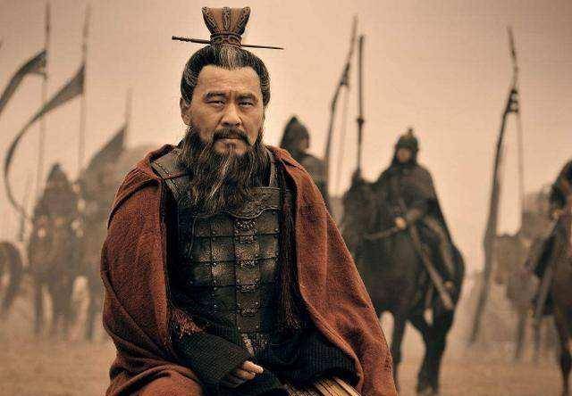 曹操手下有无数的降将,对这五个降将却无比的信任_张辽_庞德_于禁