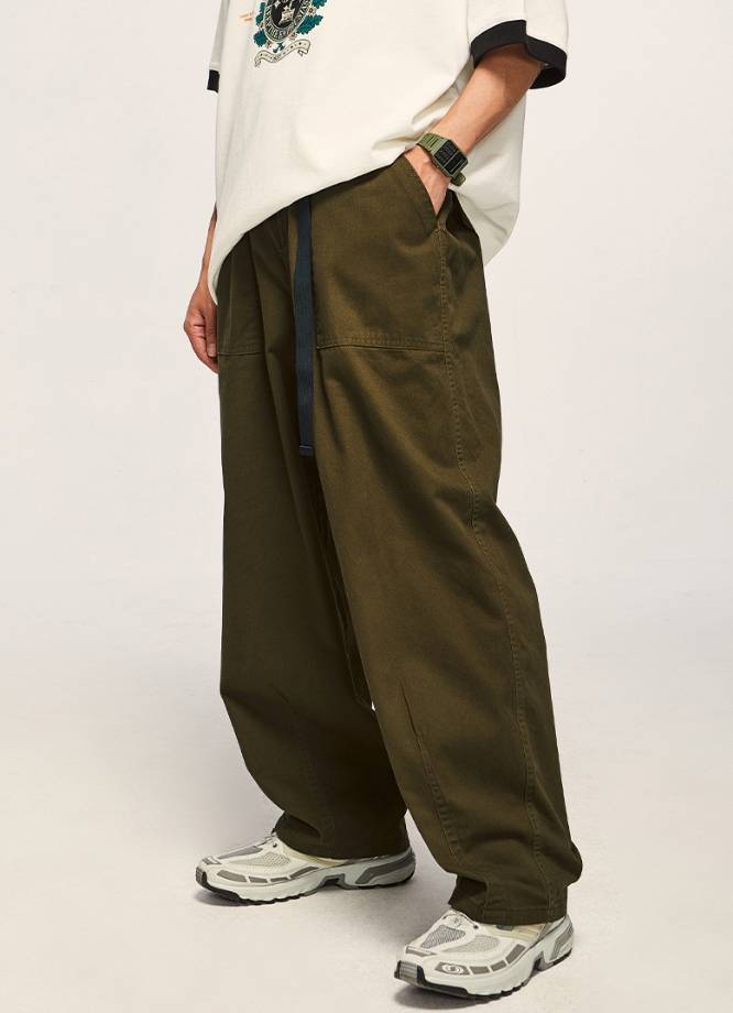 男青年穿什么裤子好看适合男生穿的百搭神裤