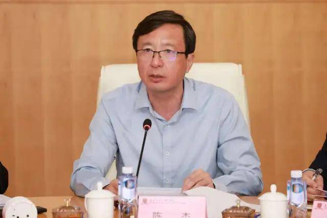 广东省委教育工委书记,厅长朱孔军,深圳市委常委,副市长陈清等的