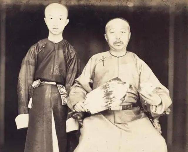 原创道光为何不立文武兼备的恭亲王为皇帝反而选择了咸丰被忽悠了